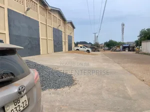 800 SQM Warehouse at Spintex