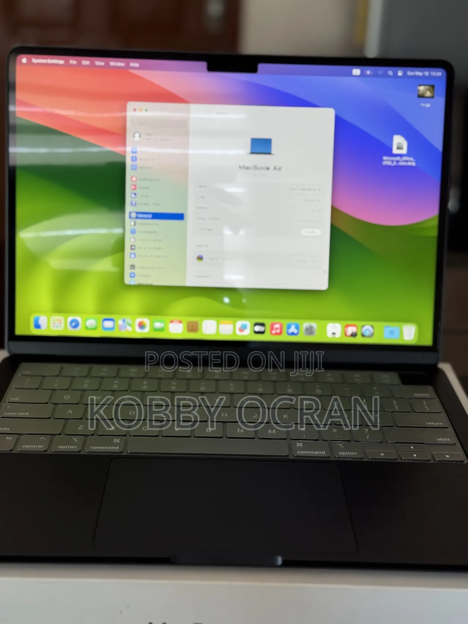 Laptop Apple MacBook Air 2022 M2 8GB Apple M2 SSD 256GB