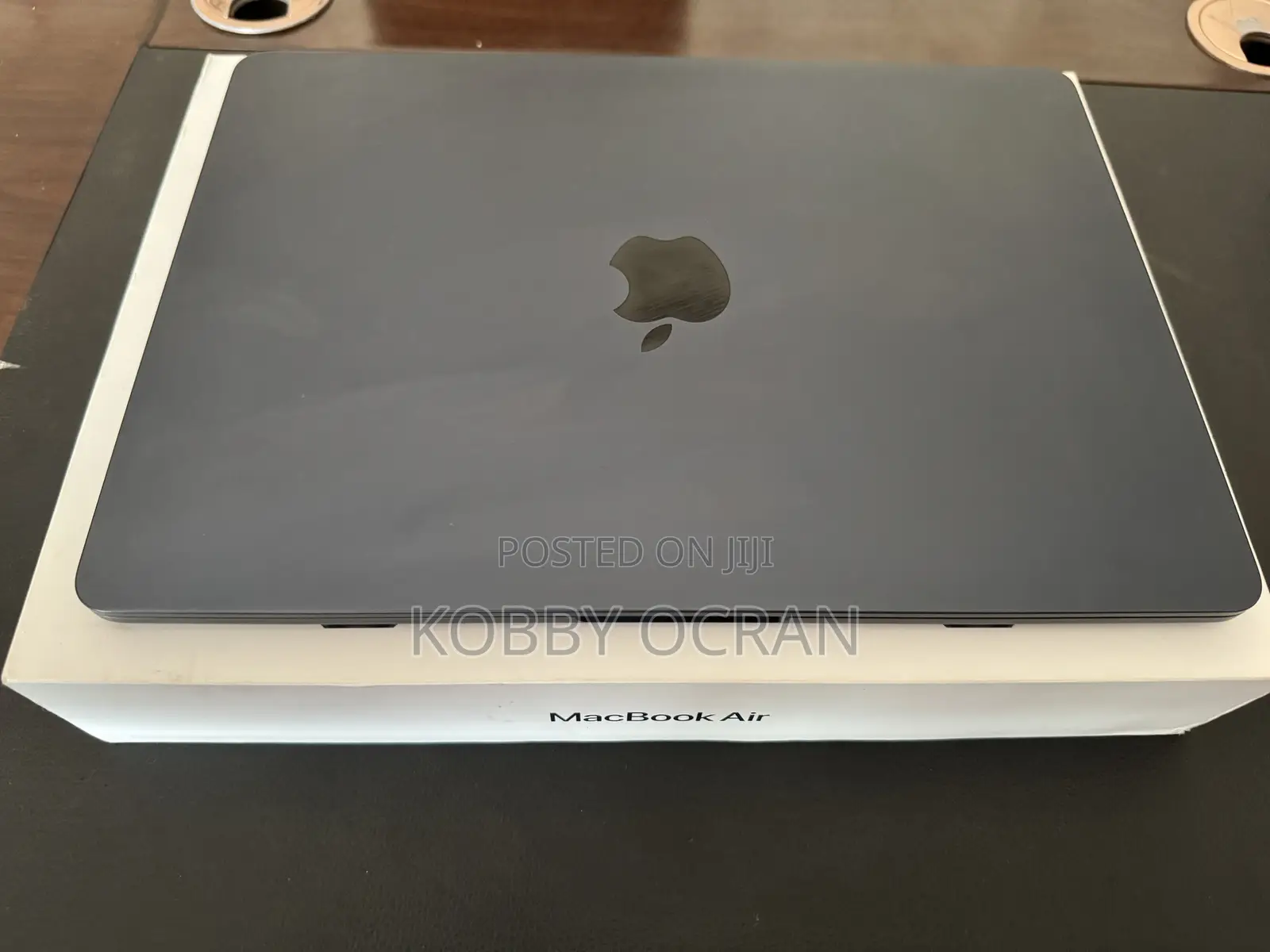 Laptop Apple MacBook Air 2022 M2 8GB Apple M2 SSD 256GB