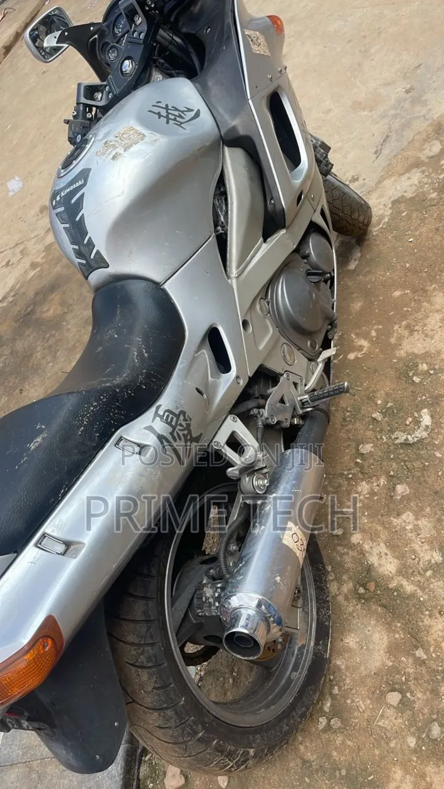 Kawasaki 1998 Silver