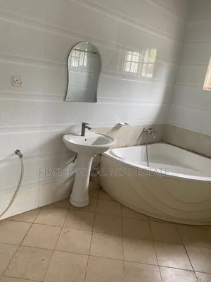 3 Bedroom Self Compound at Broadcasting for Rent