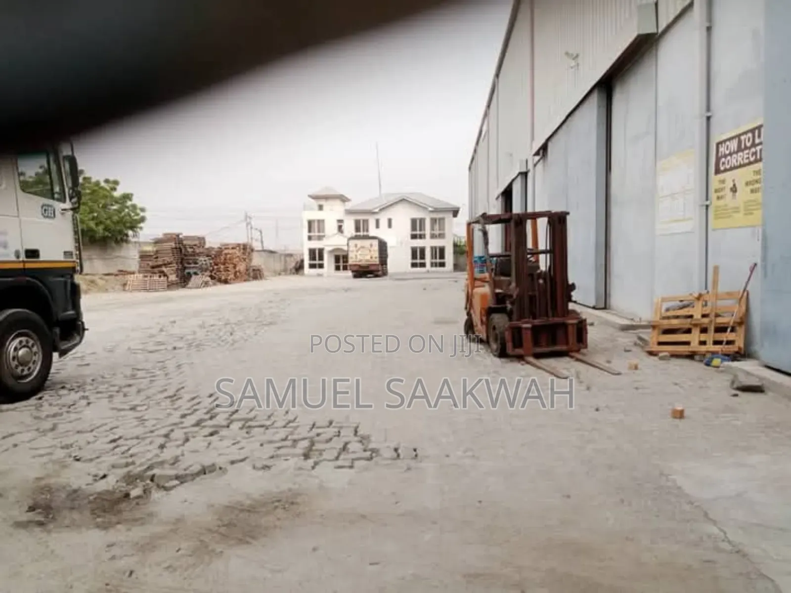 One and Half Plots for Sales at Lapaz