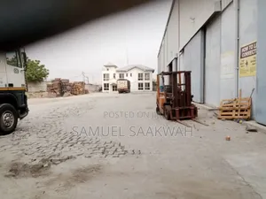 One and Half Plots for Sales at Lapaz