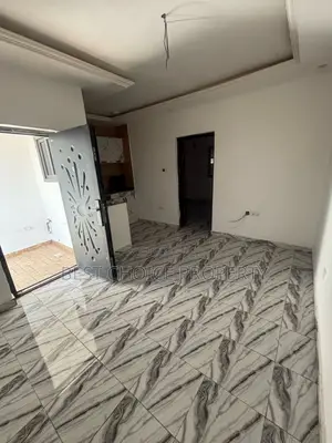 1bdrm Apartment in Lakeside Estate for rent