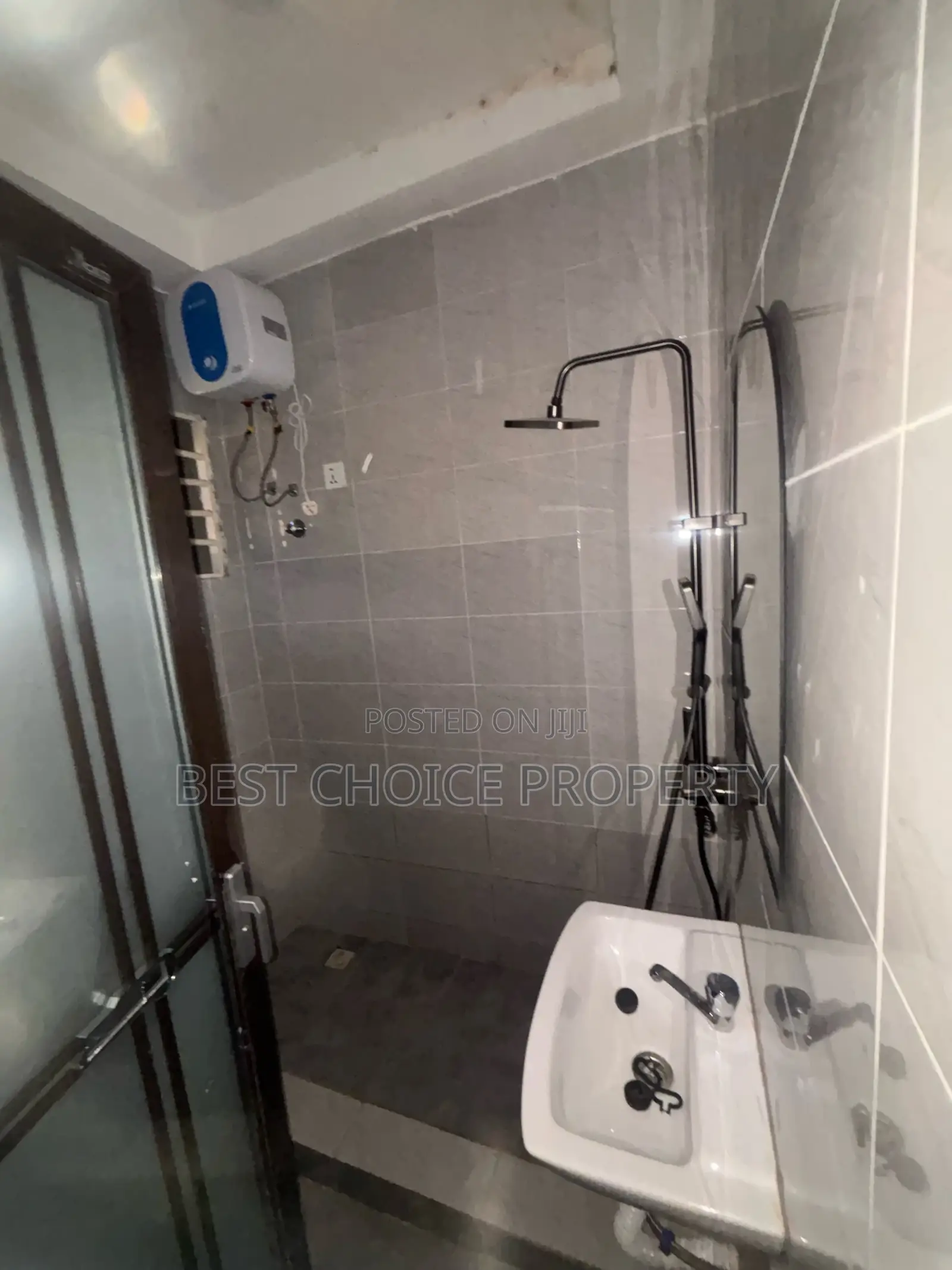 1bdrm Apartment in Lakeside Estate for rent