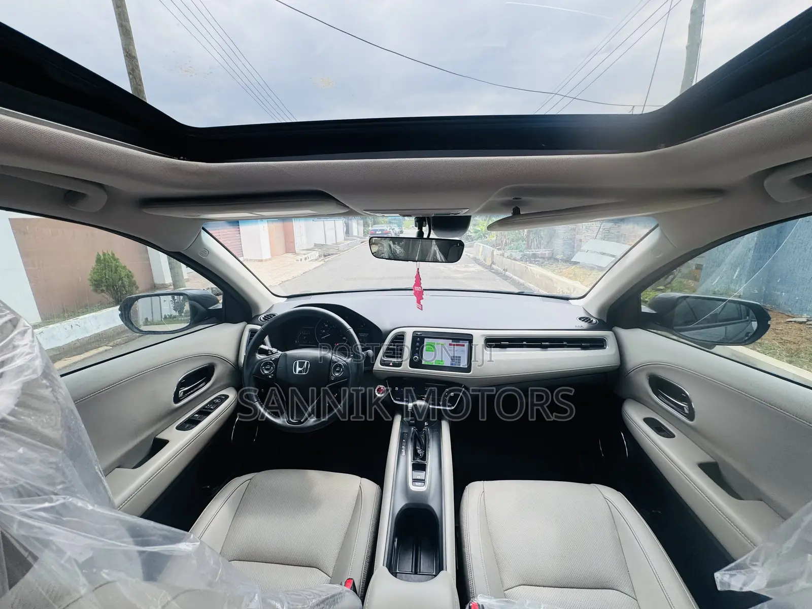 Honda HR-V Touring AWD 2020 Gray