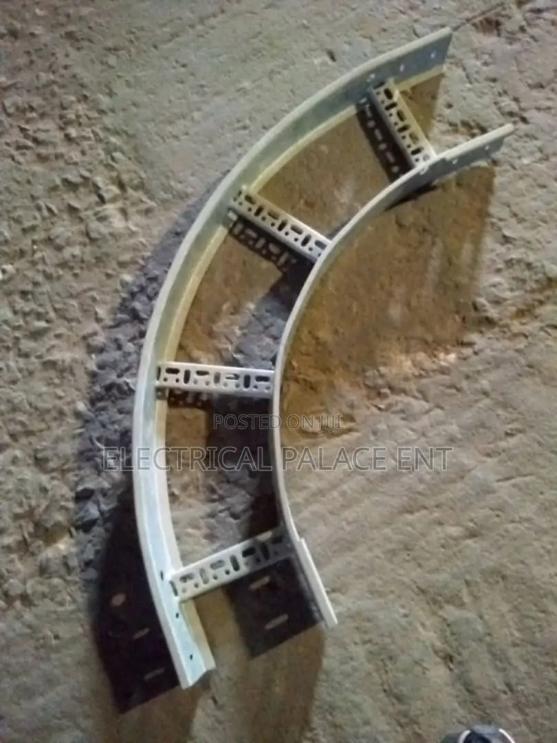 Hot Dipped Galvanized 3meter Cable Trays and Accessories