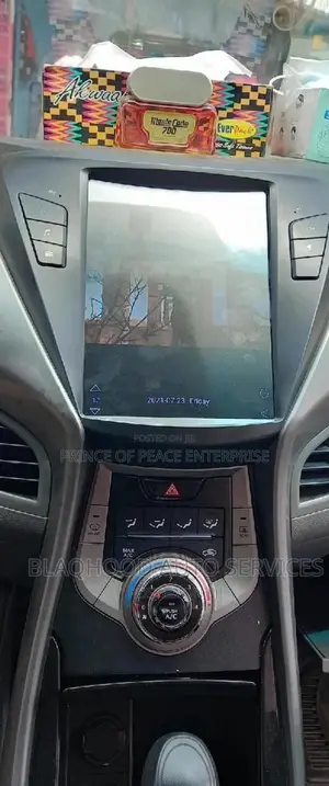 Hyundai Elantra 2012 2013 Long Android Screen Tesla Type