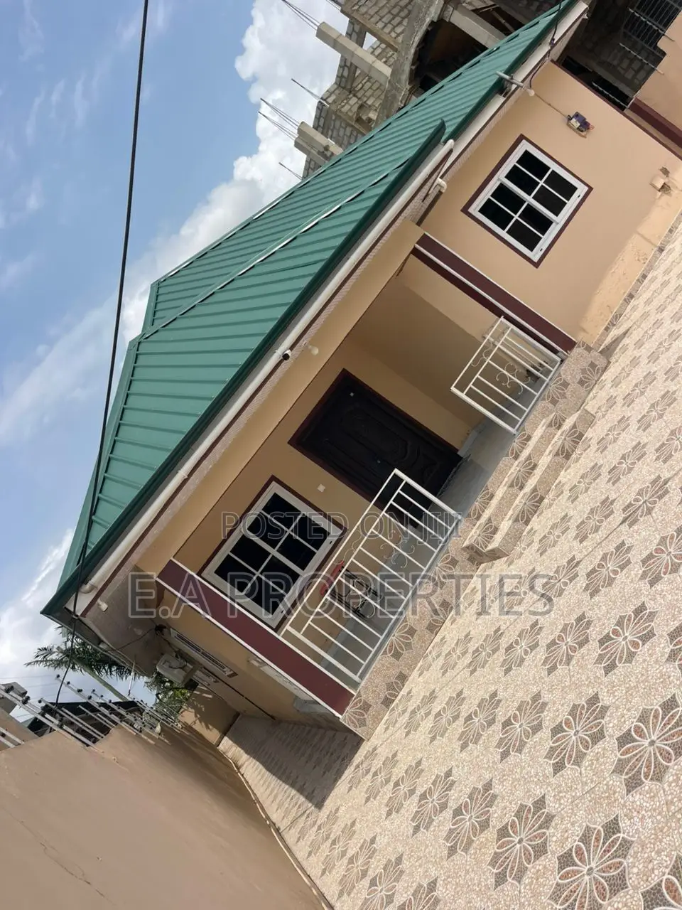 3bdrm House in E A Properties, Amasaman for sale