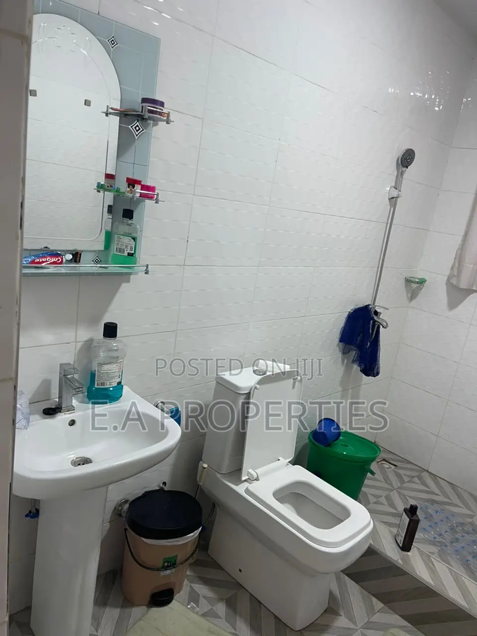 3bdrm House in E A Properties, Amasaman for sale