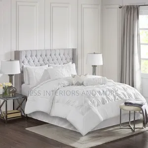 Madison Park Laurel Duvet and Sham Set
(Queen Size)