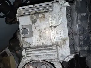 Photo - 2017 Vw Jetta 1.4l Engine Control Board