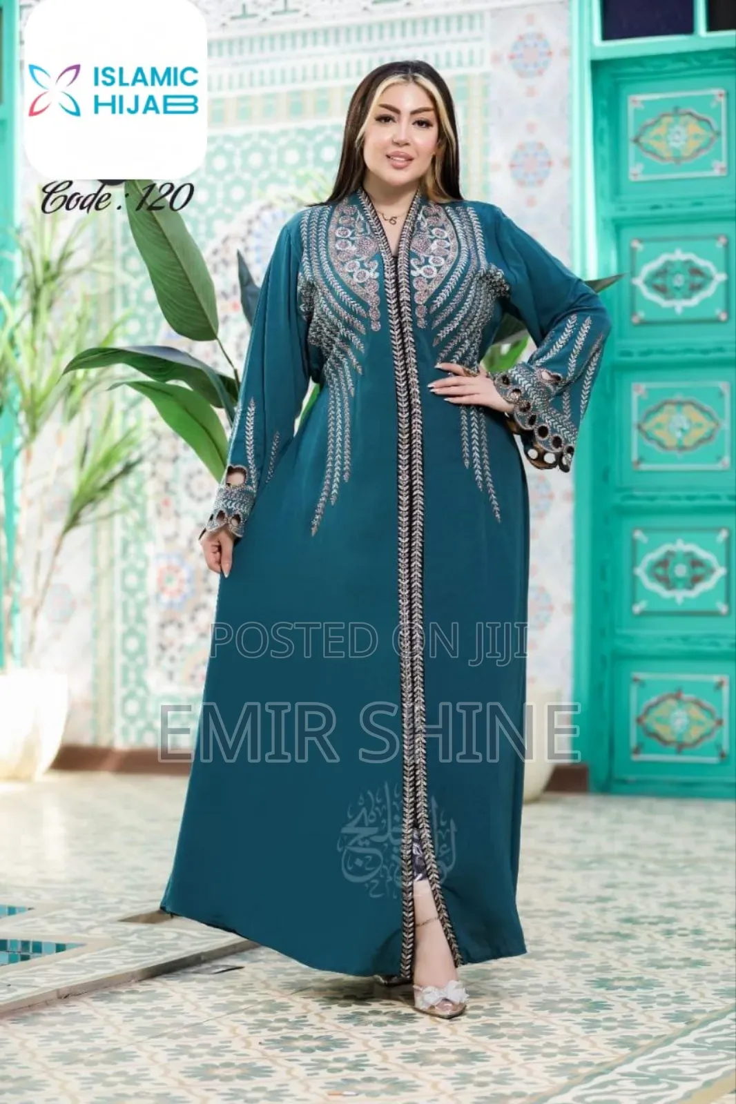 Abayas, Kaftans and Jalabiyas