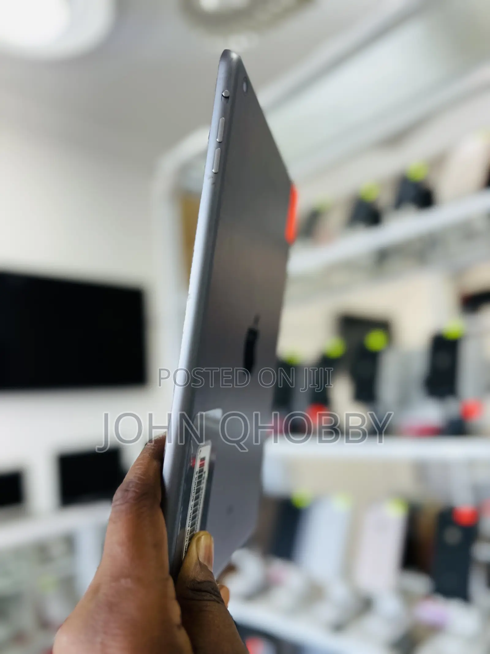 Apple iPad Air 16 GB Gray