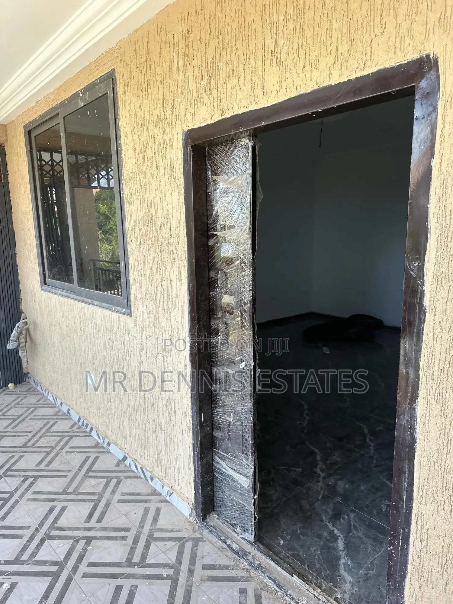 2bdrm Apartment in Old Barrier for rent