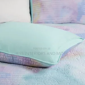 Printed Quilt Set (Queen Size)