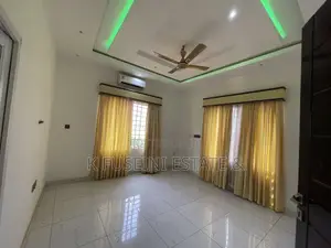 6bdrm House in K Fuseini Estate, Kumasi Metropolitan for sale