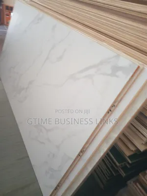 Laminated Plywood (Mat and Gloss)