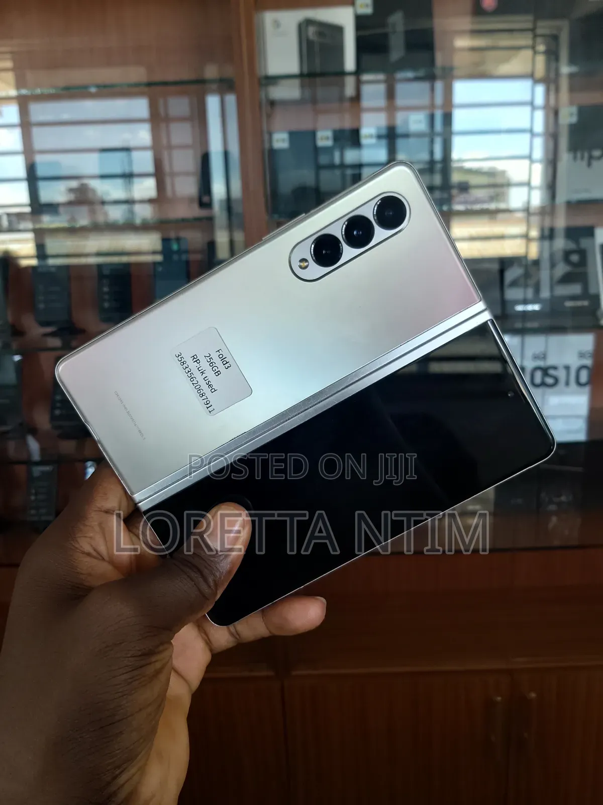 Samsung Galaxy Z Fold 3 256 GB Gold