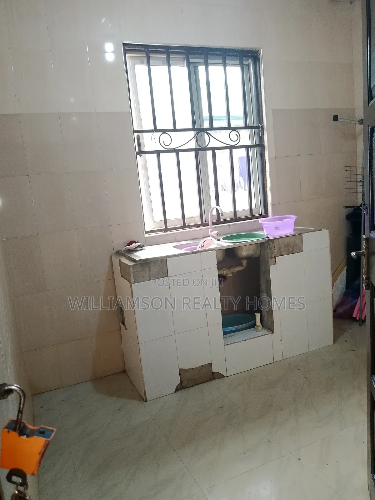 1bdrm Apartment in Hfc Estate Area, Spintex for rent