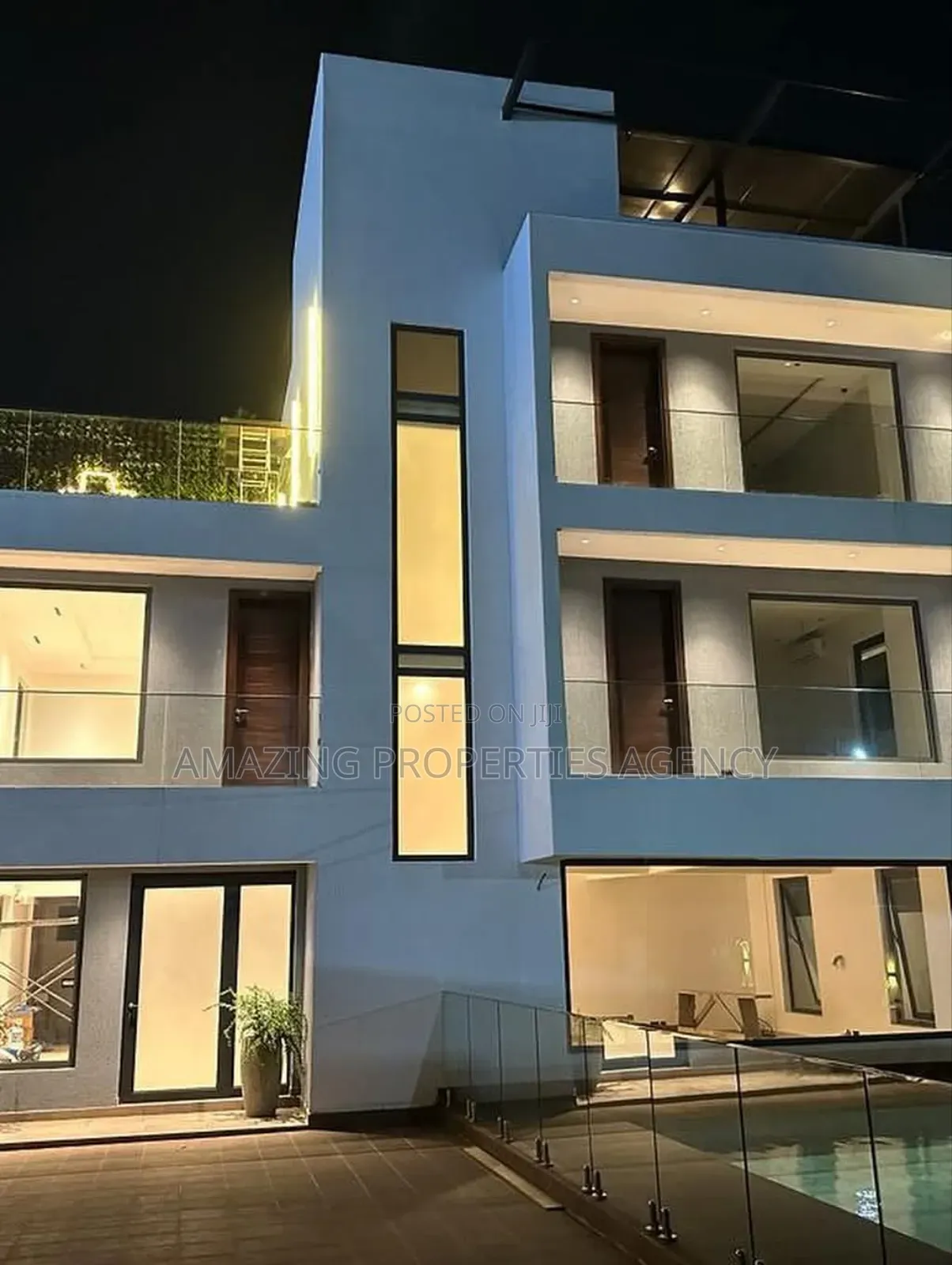 5bdrm House in East Legon for sale
