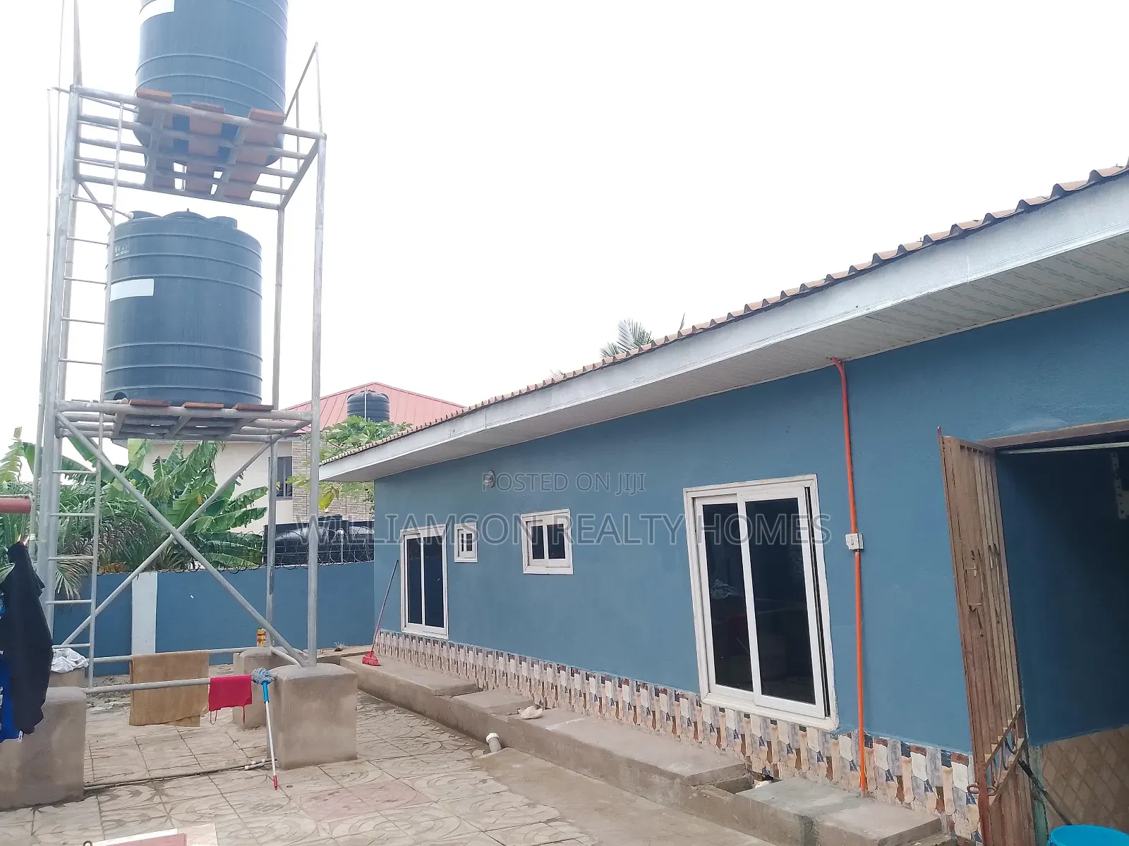 1bdrm Apartment in Hfc Estate Area, Spintex for rent