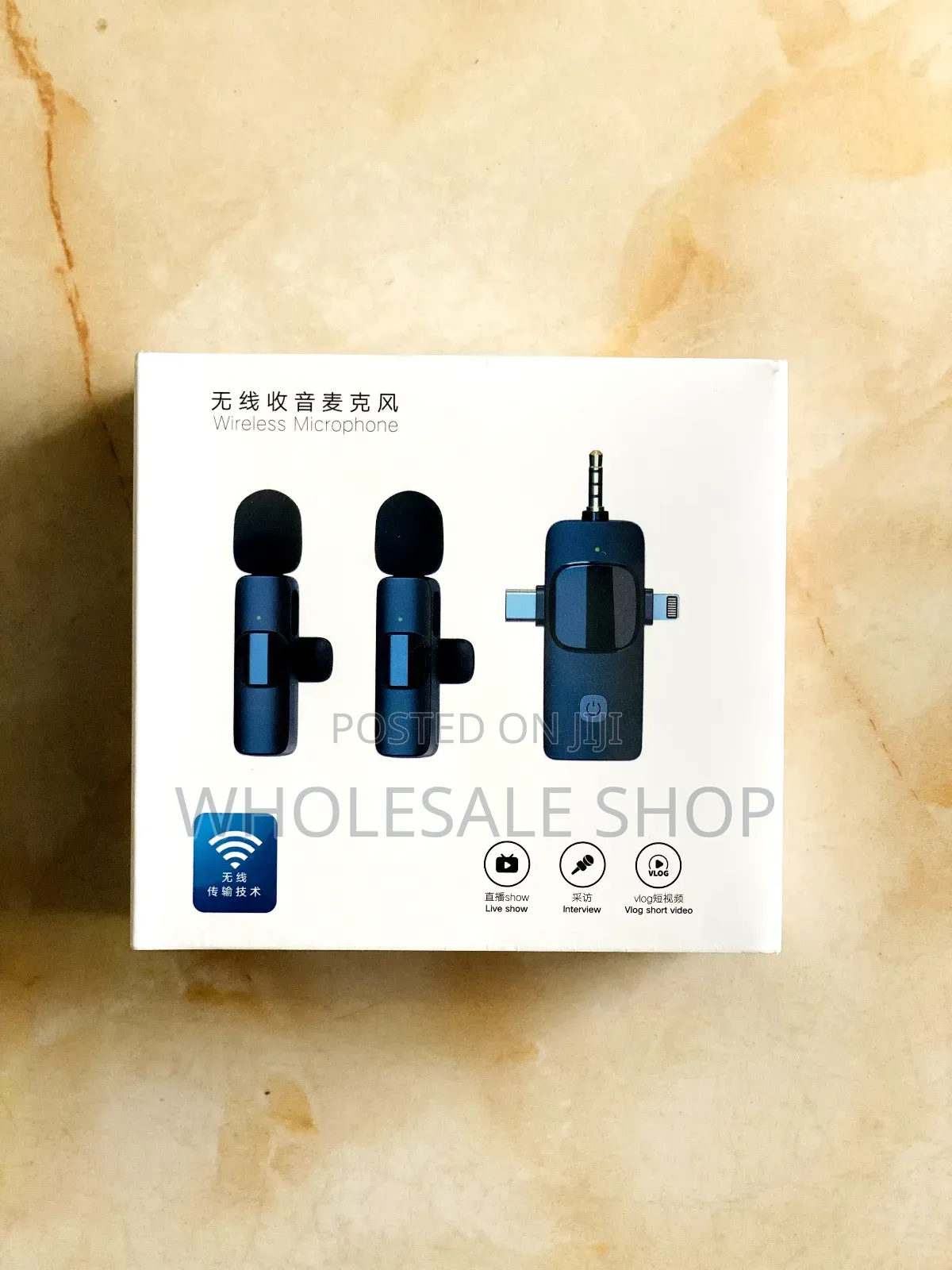 Lapel Microphone( 3 in 1 Mic for iPhone, Type C and Camera)