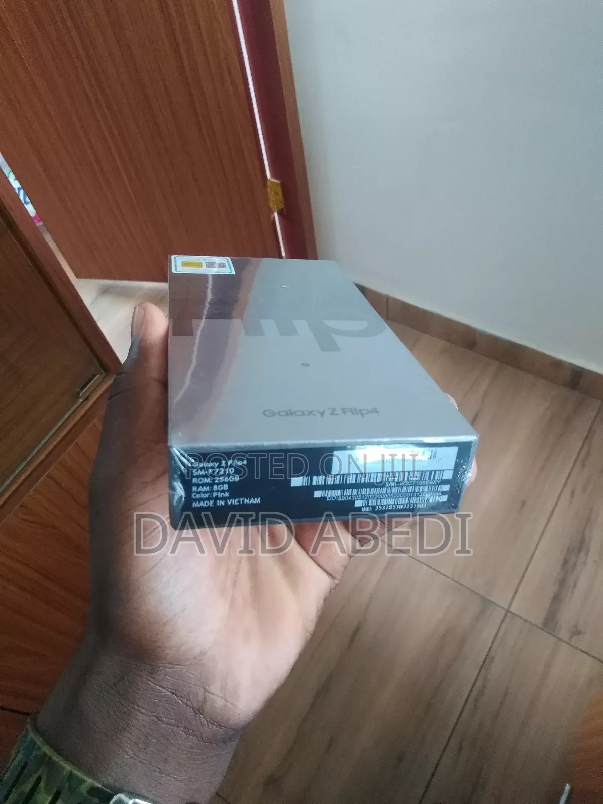 New Samsung Galaxy Z Flip4 256 GB Black
