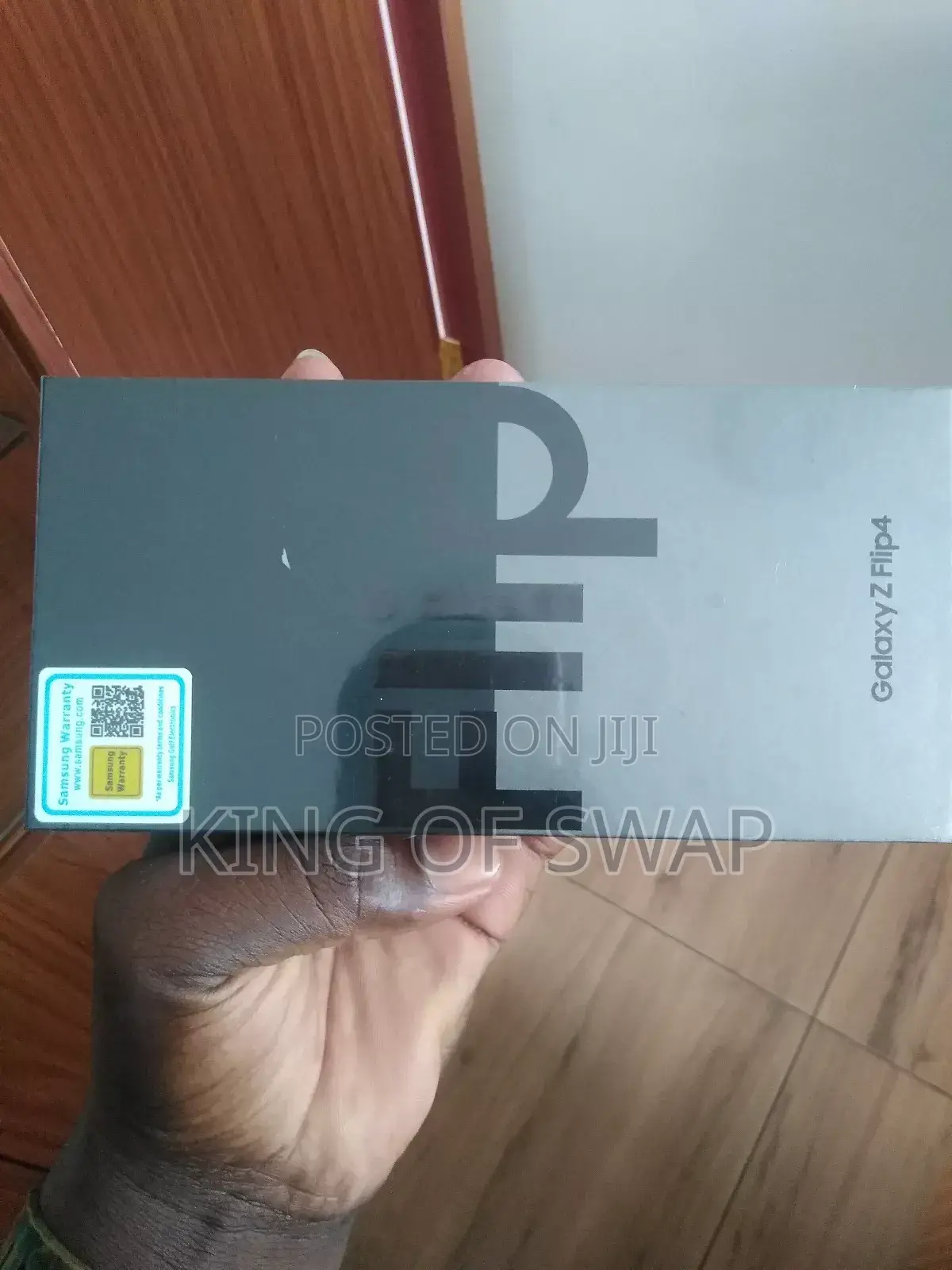 New Samsung Galaxy Z Flip4 128 GB Black