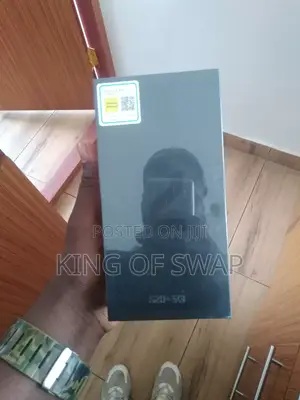 New Samsung Galaxy S20+ 5G 128 GB Purple