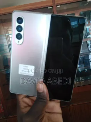 Samsung Galaxy Z Fold 3 256 GB Silver