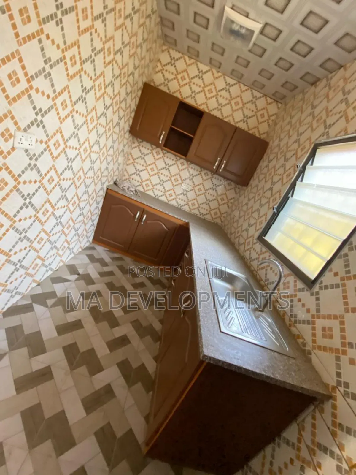 1bdrm Apartment in Madev Realty, Ofankor for rent