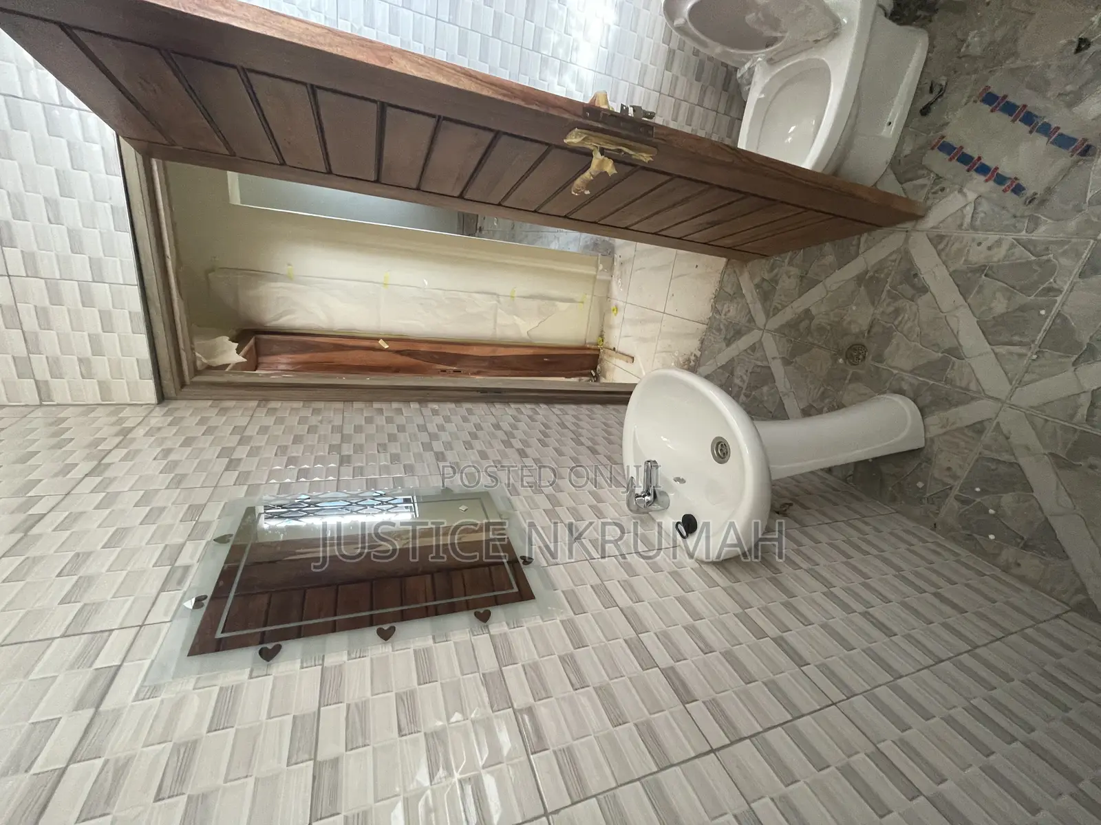 Furnished 1bdrm Apartment in Mr Justice Estate, Weija for rent