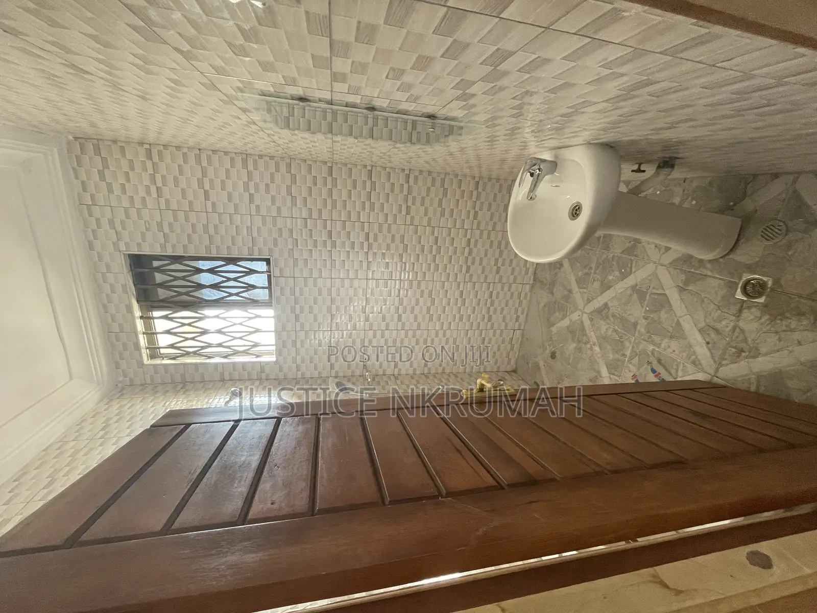 Furnished 1bdrm Apartment in Mr Justice Estate, Weija for rent