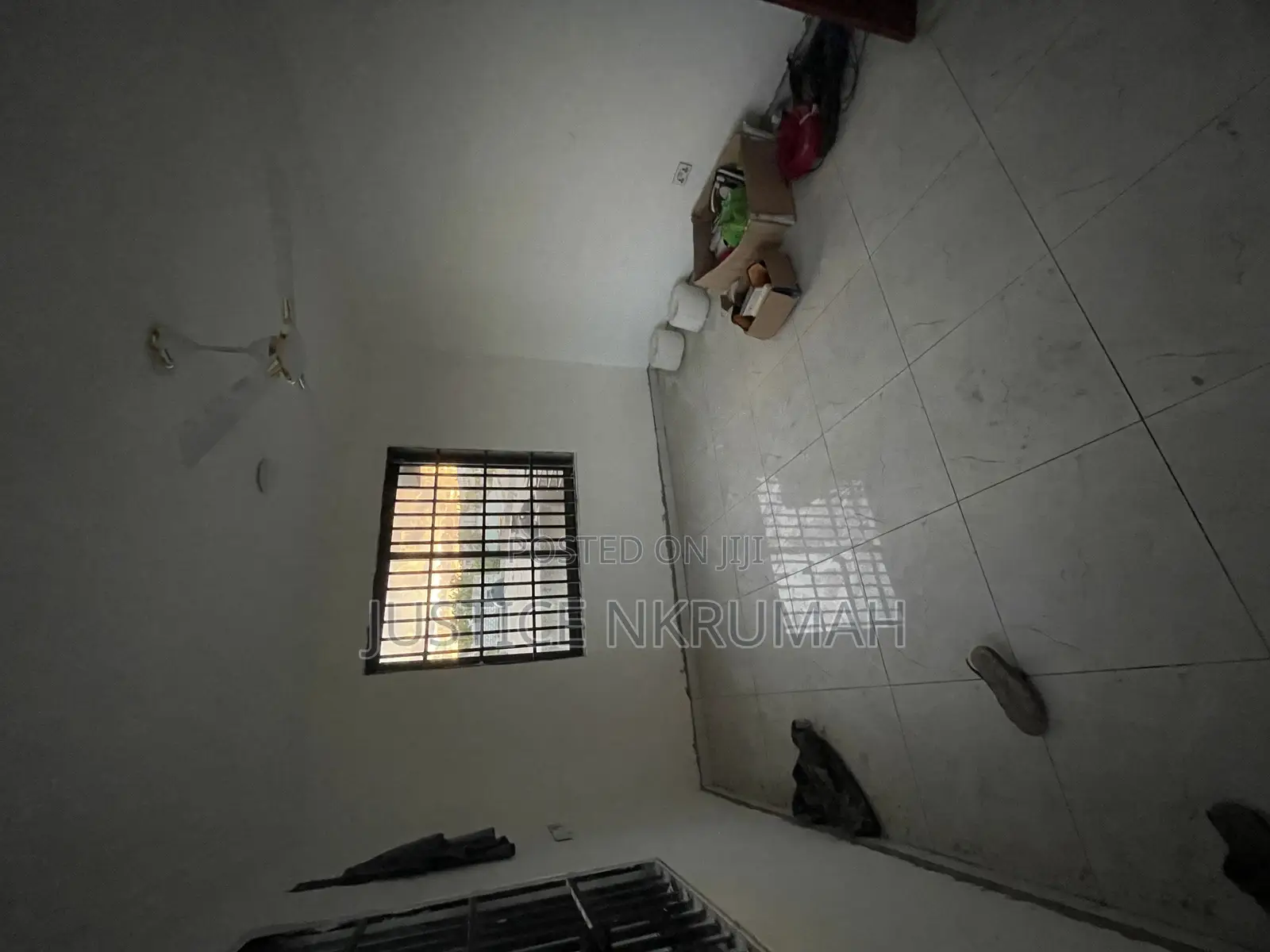 Furnished 1bdrm Apartment in Mr Justice Estate, Old Barrier for rent