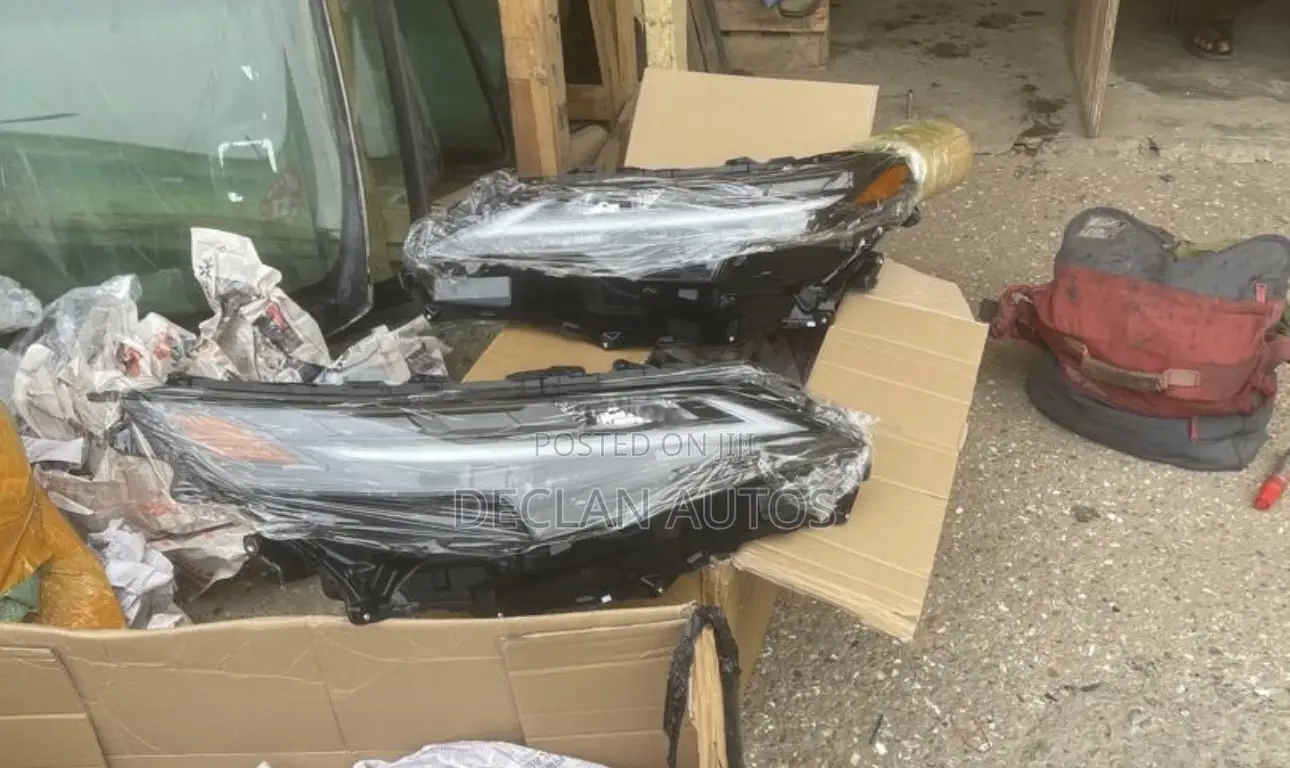 Lexus Rx350 2023 Headlight