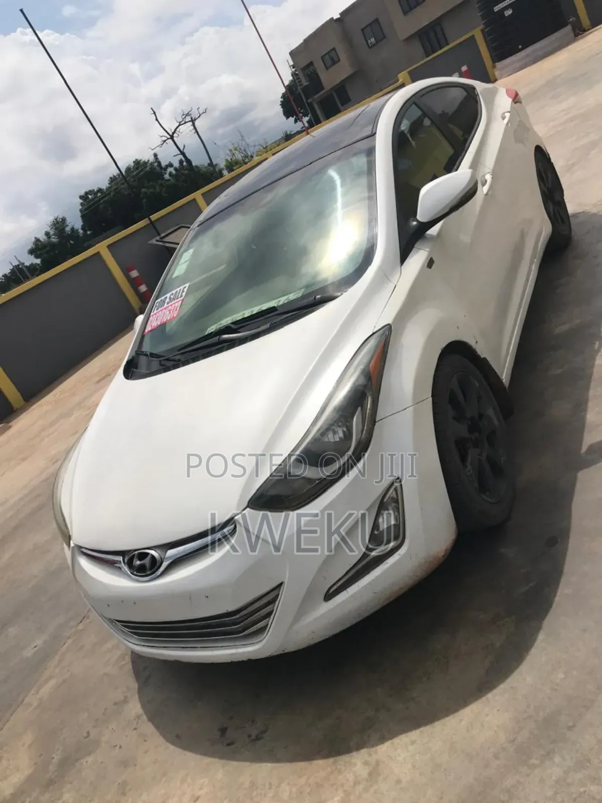 Hyundai Elantra 2013 White
