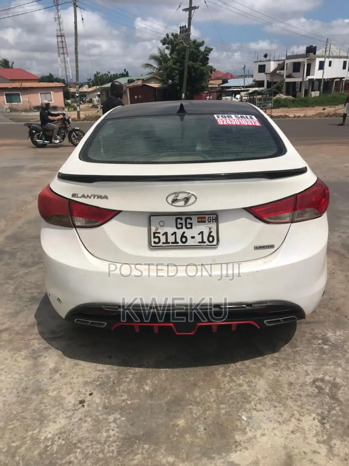 Hyundai Elantra 2013 White