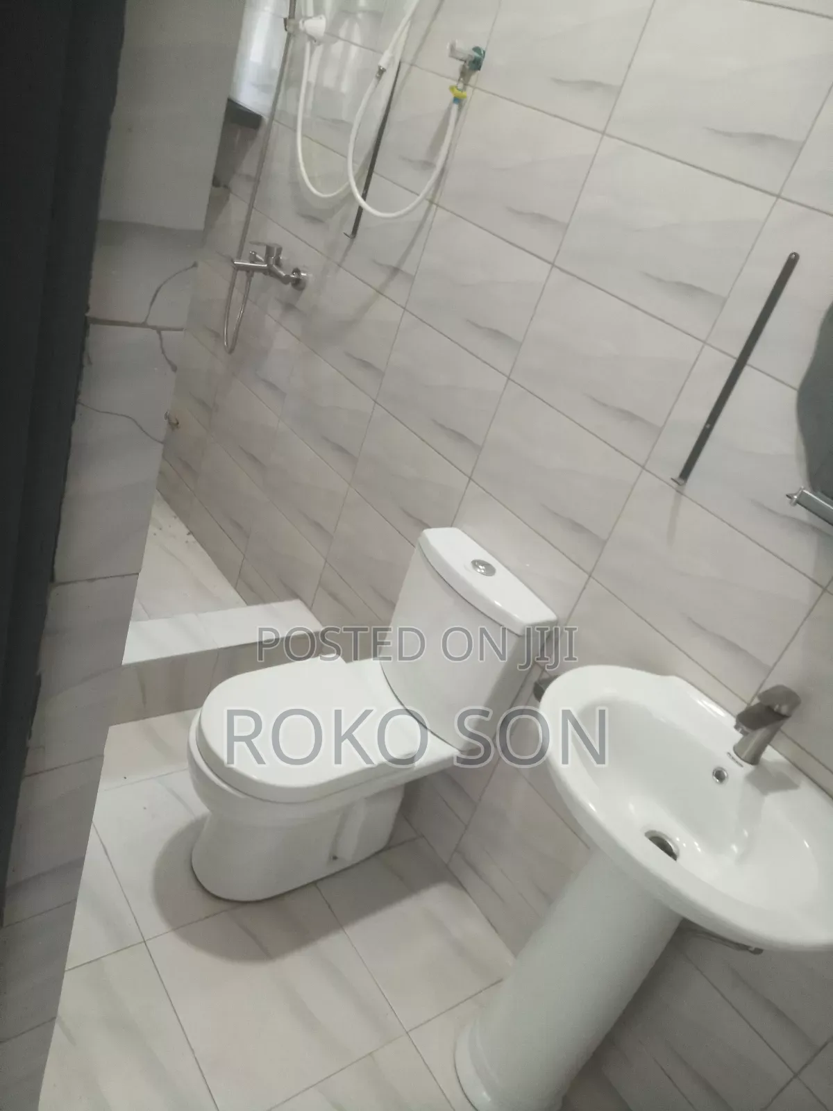 2bdrm Apartment in Dr Roko, Accra Metropolitan for rent