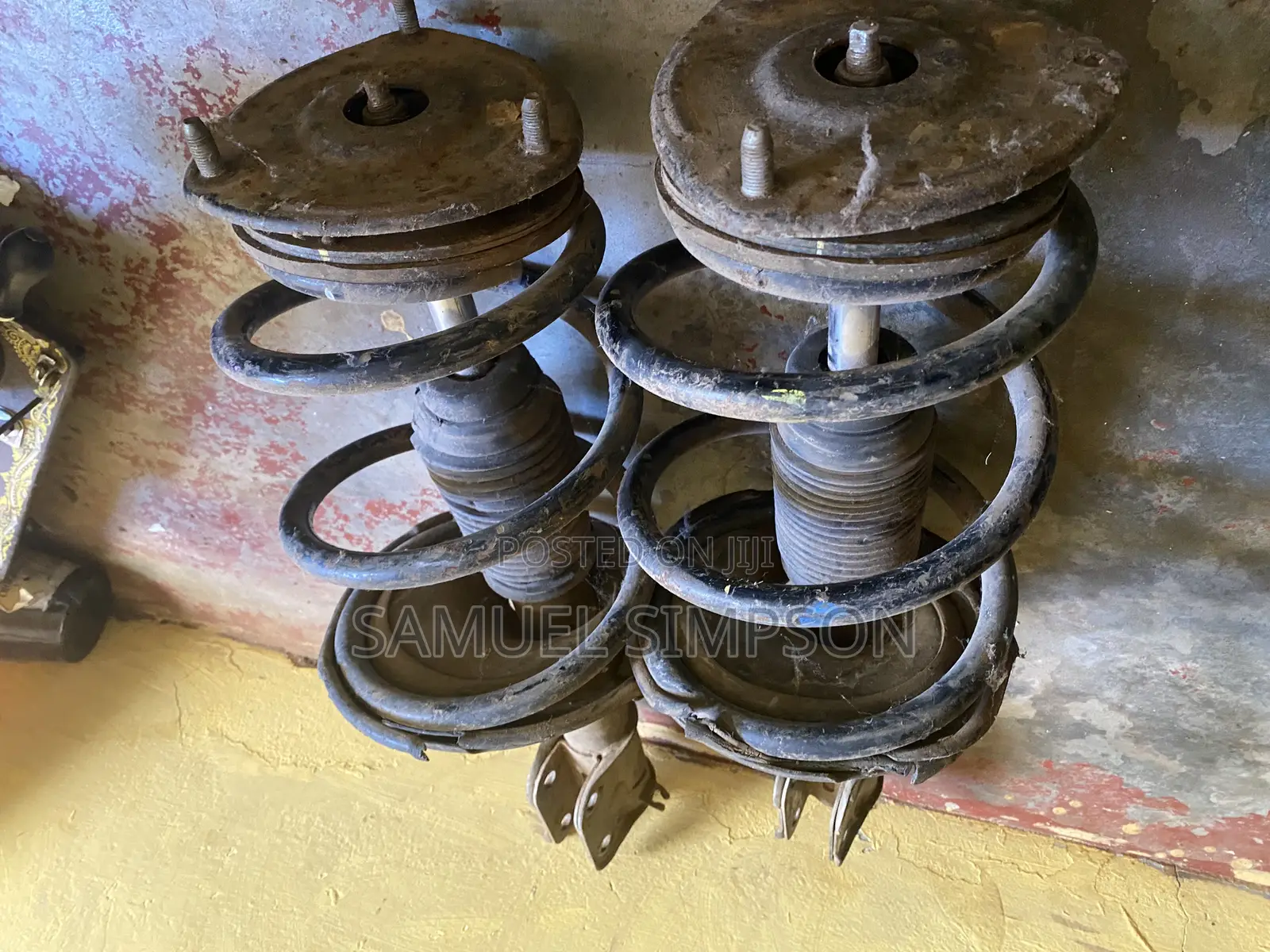 Hyundai Grand Starex, H1 Front Shocks and Absorbers