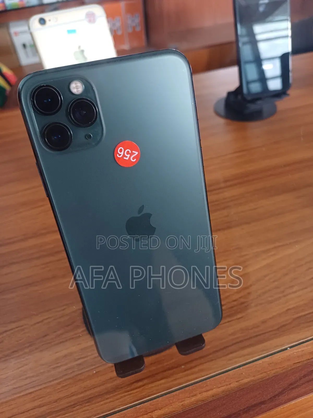 Apple iPhone 11 Pro Max 64 GB Green