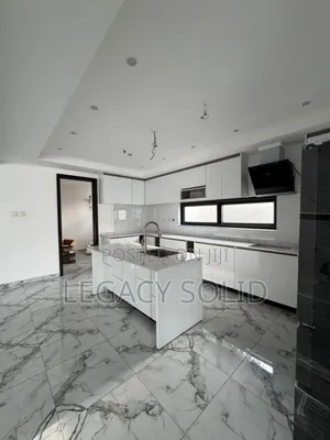 4bdrm Mansion in 𝙻𝚎𝚐𝚊𝚌𝚢 𝚜𝚘𝚕𝚒𝚍 𝚛𝚎𝚊𝚕, Adjiriganor for sale