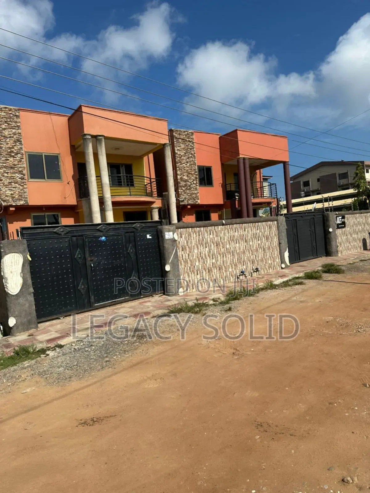 4bdrm House in 𝙻𝚎𝚐𝚊𝚌𝚢 𝚜𝚘𝚕𝚒𝚍 𝚛𝚎𝚊𝚕, Spintex for rent