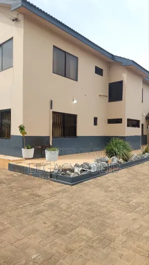 6bdrm Duplex in 𝙻𝚎𝚐𝚊𝚌𝚢 𝚜𝚘𝚕𝚒𝚍 𝚛𝚎𝚊𝚕, Spintex for sale