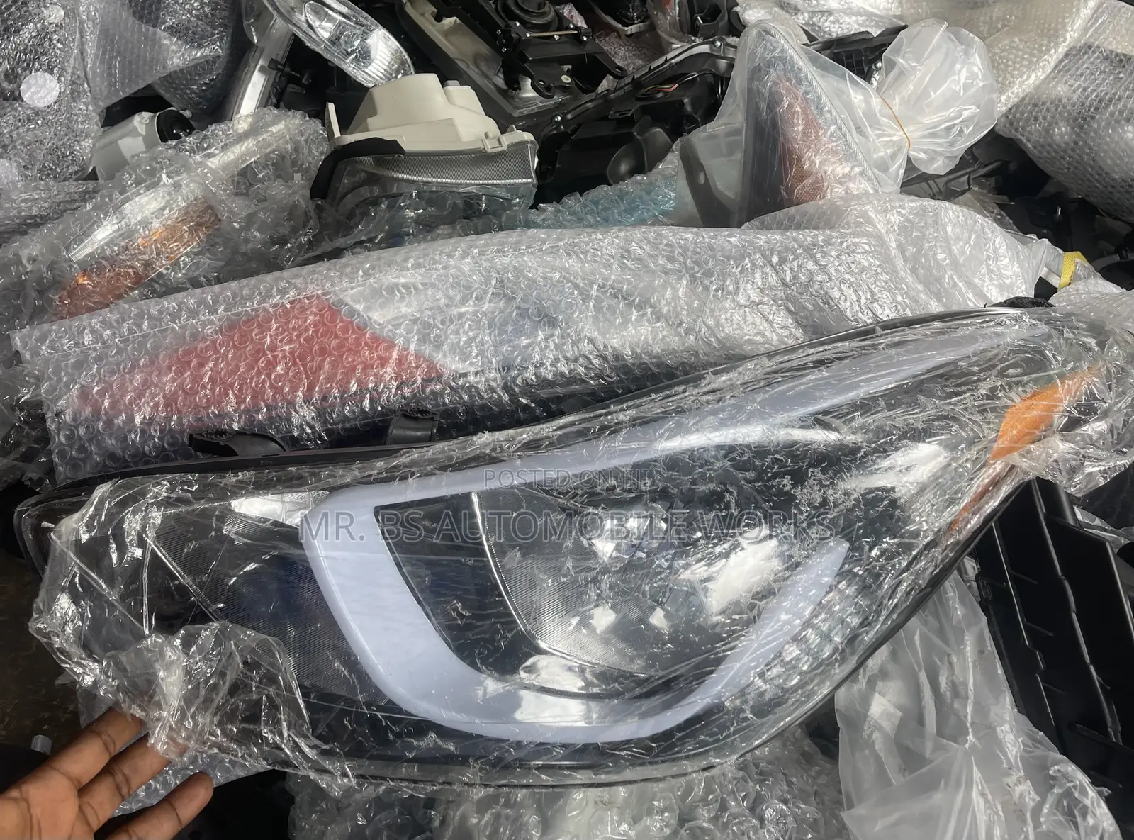 Hyundai Elantra Headlights Pair 2014 To 2016