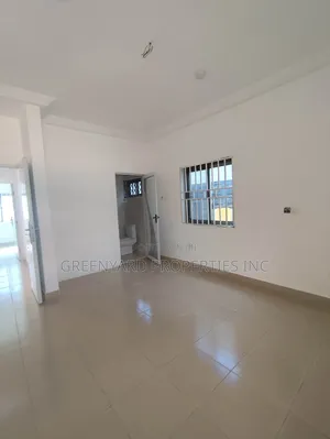 3bdrm Apartment in Adjiringanor, East Legon for rent