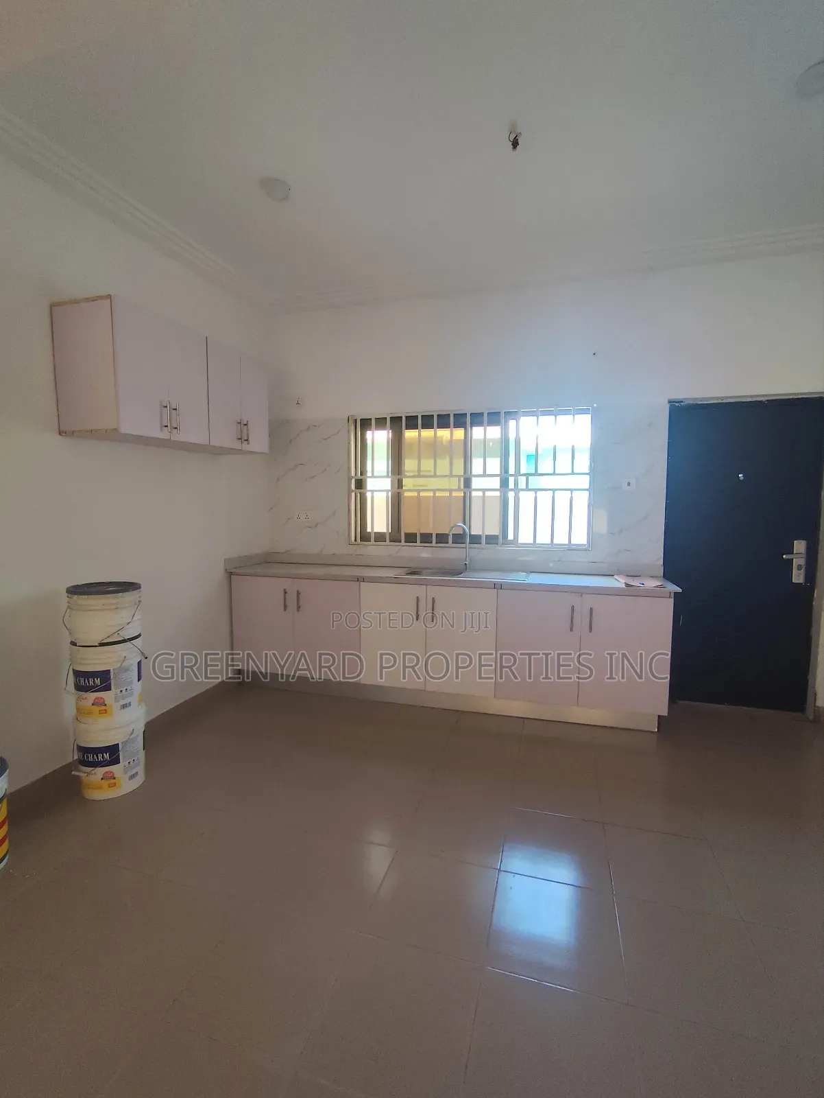 3bdrm Apartment in Adjiringanor, East Legon for rent
