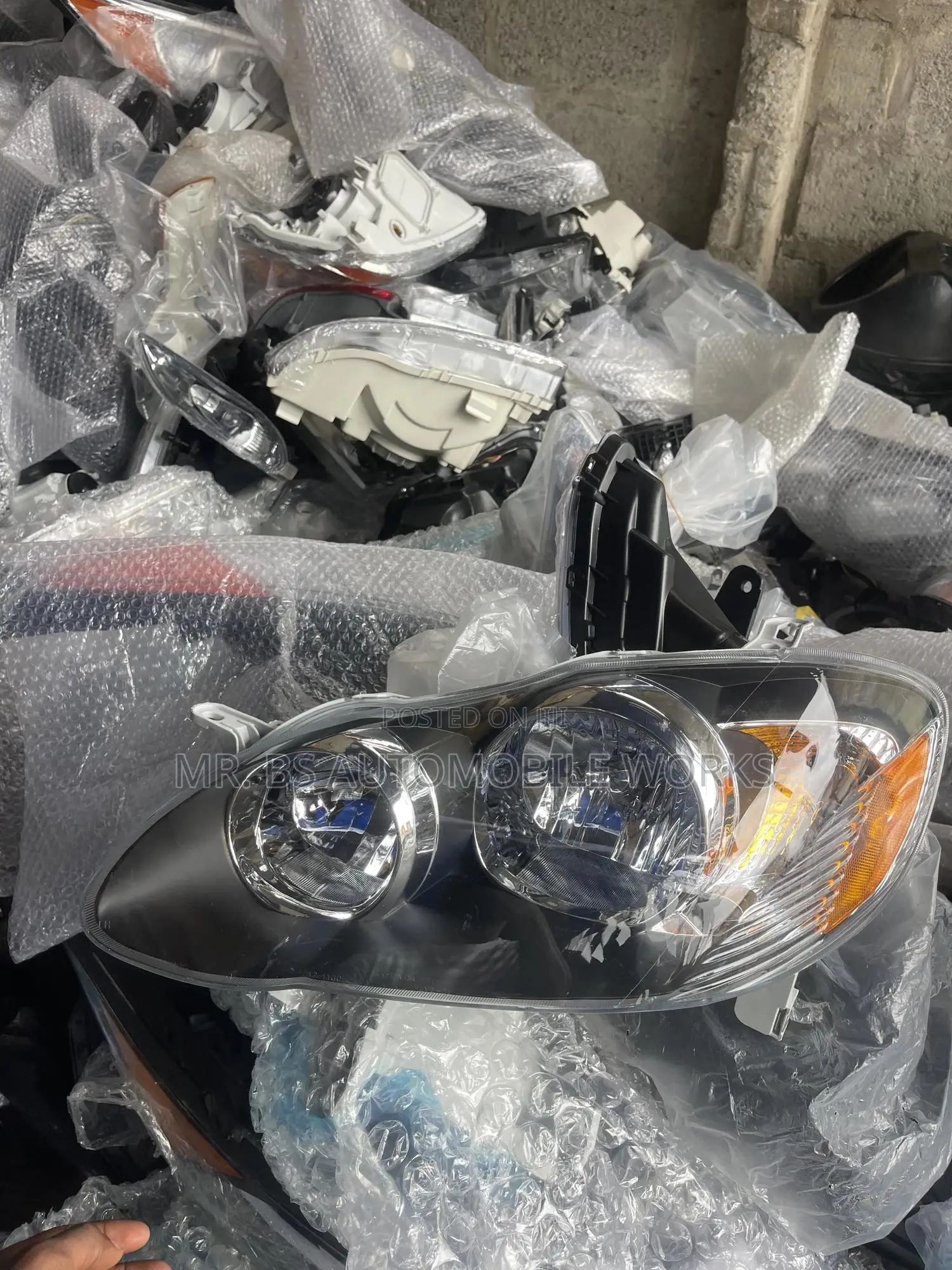 Toyota Corolla Headlights Pair 2003 To 2007 Models