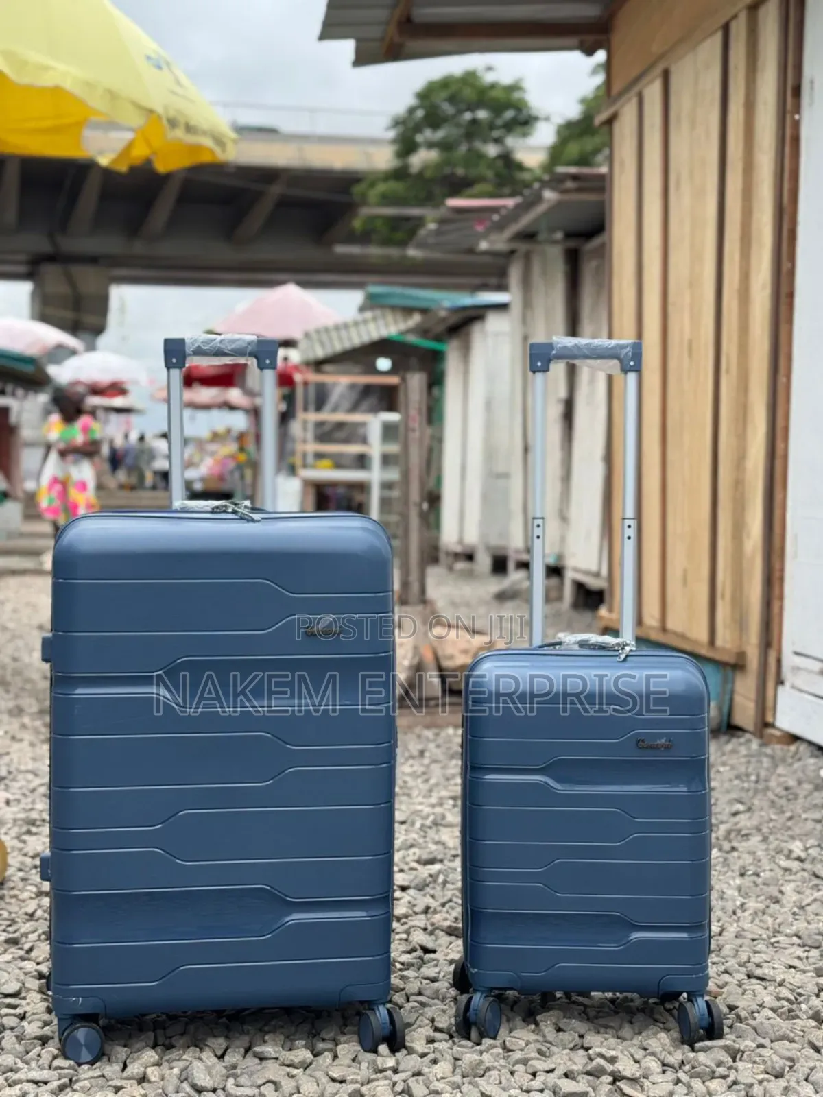 27,20 Inches Trolling Travelling Luggage Dynasty 2in1