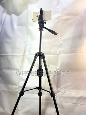 Tripod Stand (Phones, Tablets and Cameras